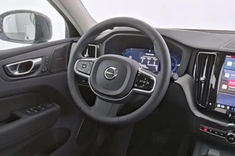 Volvo XC60 din 2025 cu 26.679 km - oferta VOL210334 - foto 14