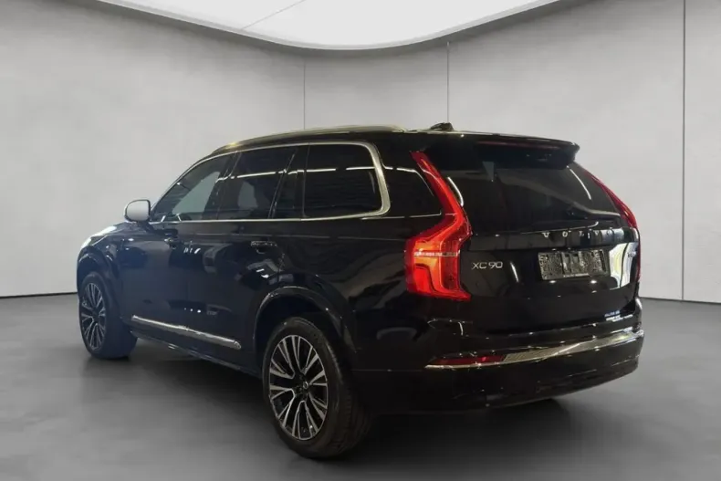 Volvo XC90 din 2025 cu 17.037 km - oferta VOL210335 - foto 3