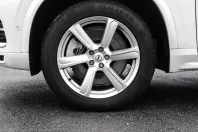 Volvo XC90 din 2024 cu 27.951 km - oferta VOL210336 - foto 3