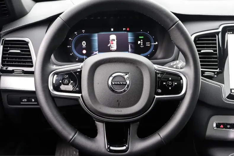 Volvo XC90 din 2024 cu 27.951 km - oferta VOL210336 - foto 6