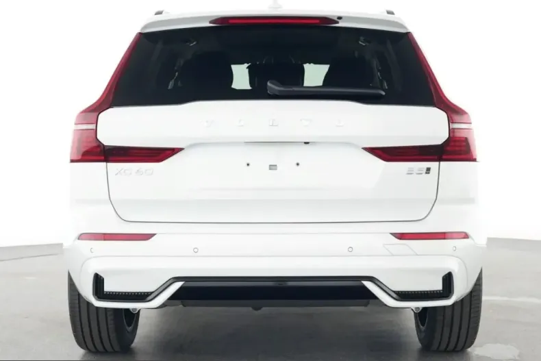 Volvo XC60 din 2025 cu 21.979 km - oferta VOL210337 - foto 3