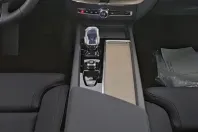 Volvo XC60 din 2025 cu 21.979 km - oferta VOL210337 - foto 9