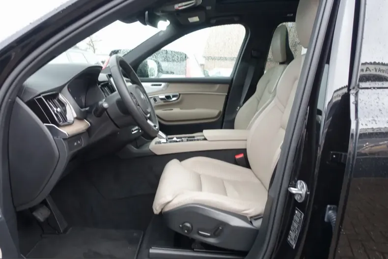 Volvo XC90 din 2025 cu 20.100 km - oferta VOL210338 - foto 7