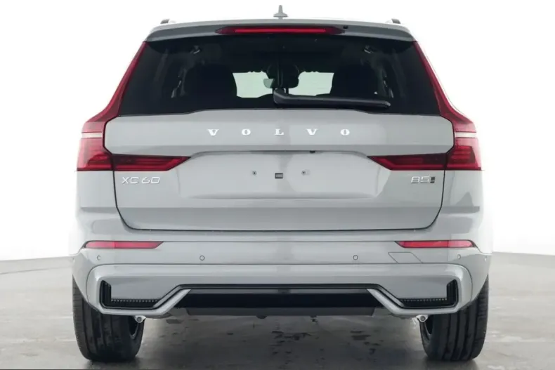 Volvo XC60 din 2025 cu 26.622 km - oferta VOL210339 - foto 3