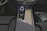 Volvo XC60 din 2025 cu 26.622 km - oferta VOL210339 - foto 9
