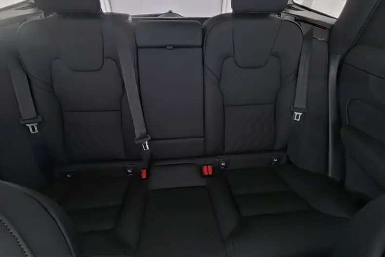 Volvo XC60 din 2025 cu 26.622 km - oferta VOL210339 - foto 13