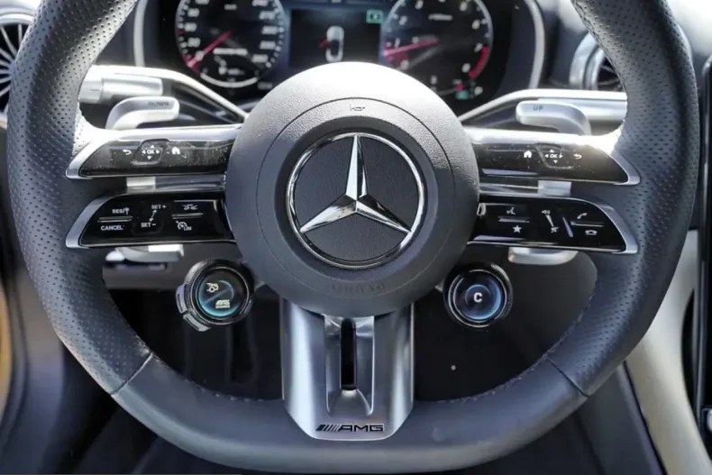 Mercedes-Benz SL 63 AMG (Clasa SL) din 2024 cu 5.473 km - oferta MER210351 - foto 9