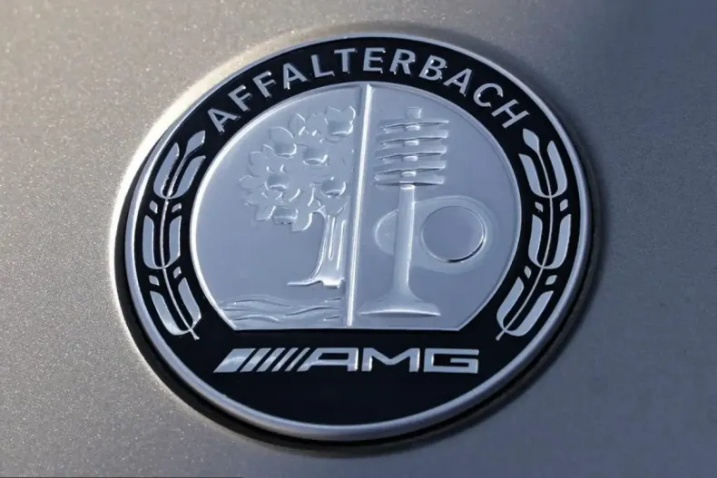 Mercedes-Benz SL 63 AMG (Clasa SL) din 2024 cu 5.473 km - oferta MER210351 - foto 20