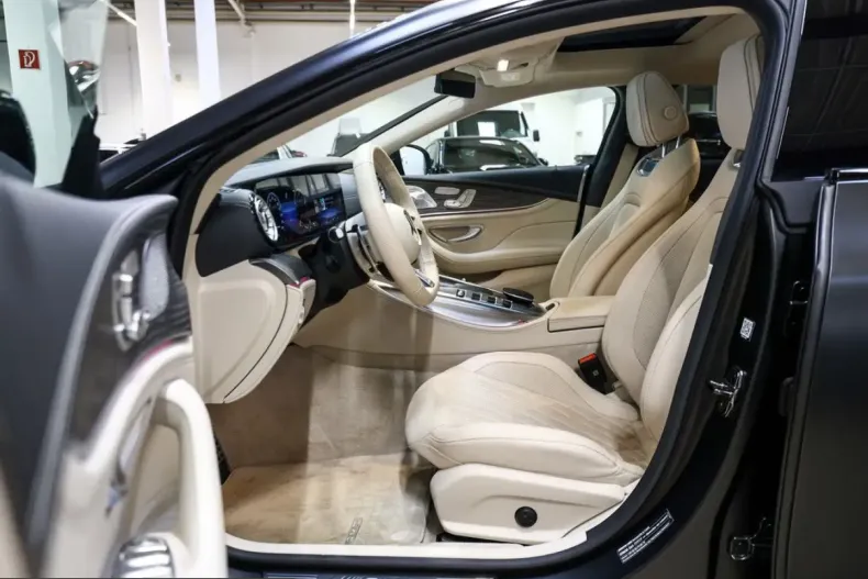 Mercedes-Benz AMG GT (Clasa GT) din 2025 cu 6.117 km - oferta MER210353 - foto 8