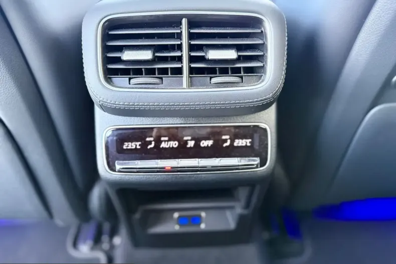 Mercedes-Benz Altele din 2024 cu 54.800 km - oferta MER210358 - foto 26