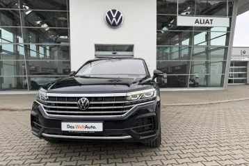 Volkswagen Touareg din 2022 - oferta VOL210363