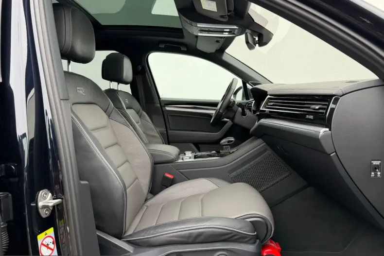 Volkswagen Touareg din 2022 cu 97.000 km - oferta VOL210363 - foto 14