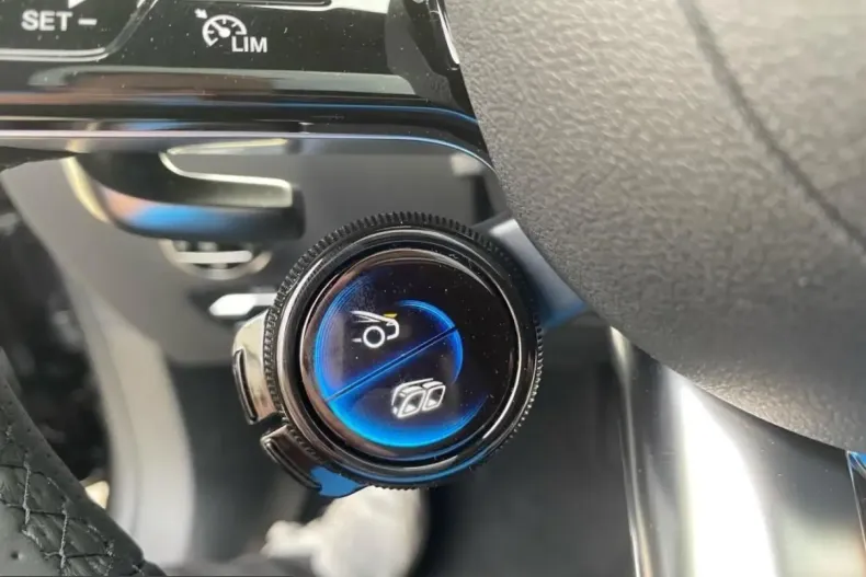 Mercedes-Benz AMG GT (Clasa GT) din 2025 cu 32.000 km - oferta MER210367 - foto 18