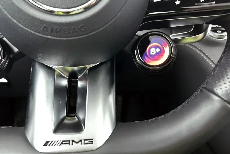 Mercedes-Benz AMG GT (Clasa GT) din 2024 cu 22.056 km - oferta MER210370 - foto 16