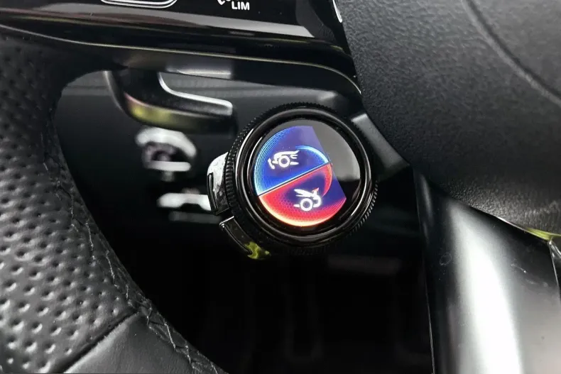 Mercedes-Benz AMG GT (Clasa GT) din 2024 cu 22.056 km - oferta MER210370 - foto 17