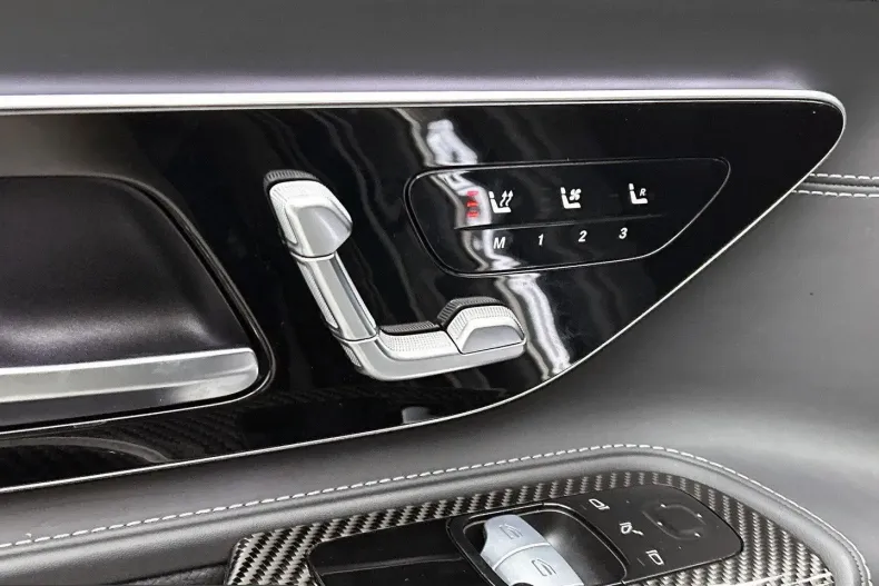 Mercedes-Benz AMG GT (Clasa GT) din 2024 cu 22.056 km - oferta MER210370 - foto 26
