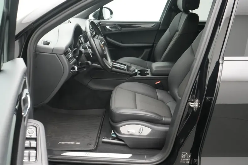 Porsche Macan din 2022 cu 36.000 km - oferta POR210371 - foto 6