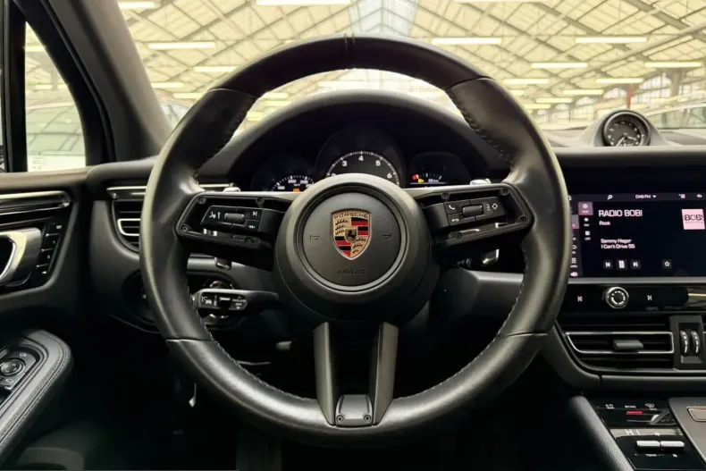 Porsche Macan din 2023 cu 56.301 km - oferta POR210372 - foto 9