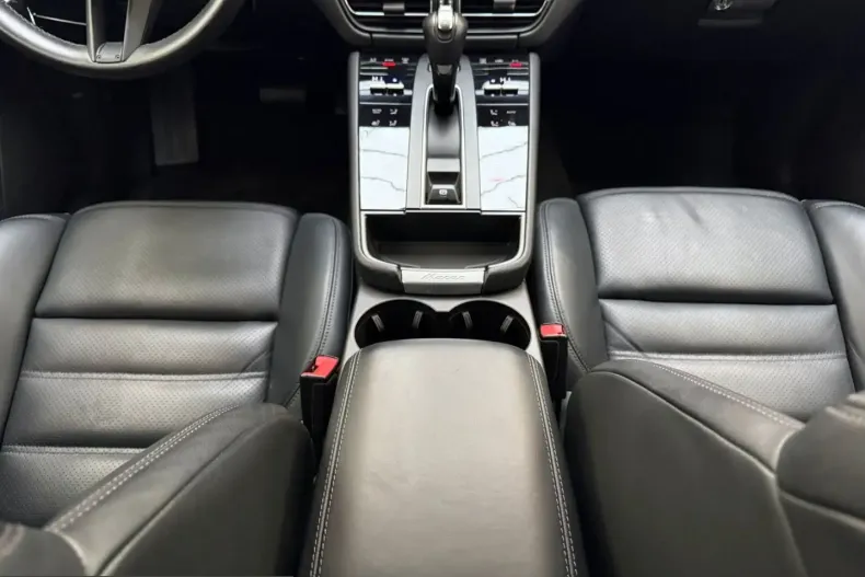 Porsche Macan din 2023 cu 56.301 km - oferta POR210372 - foto 13
