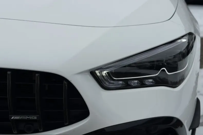 Mercedes-Benz CLA 35 AMG (Clasa CLA) din 2023 cu 35.000 km - oferta MER210377 - foto 8