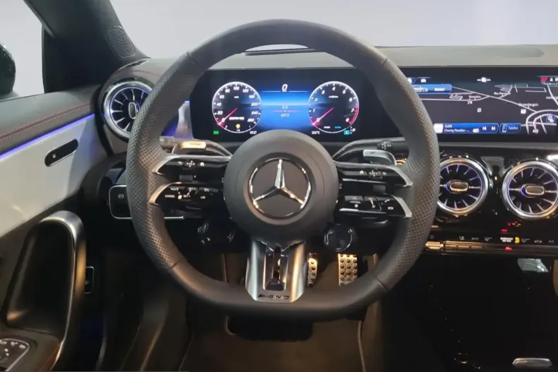 Mercedes-Benz CLA 35 AMG (Clasa CLA) din 2024 cu 8.910 km - oferta MER210378 - foto 9