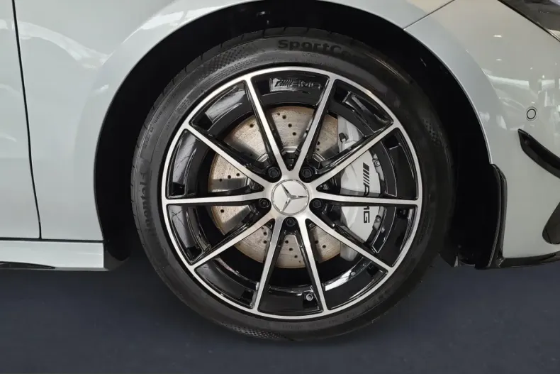 Mercedes-Benz CLA 35 AMG (Clasa CLA) din 2024 cu 3.588 km - oferta MER210379 - foto 5