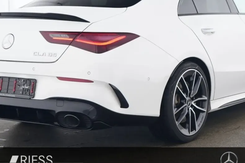 Mercedes-Benz CLA 35 AMG (Clasa CLA) din 2024 cu 38.081 km - oferta MER210380 - foto 4