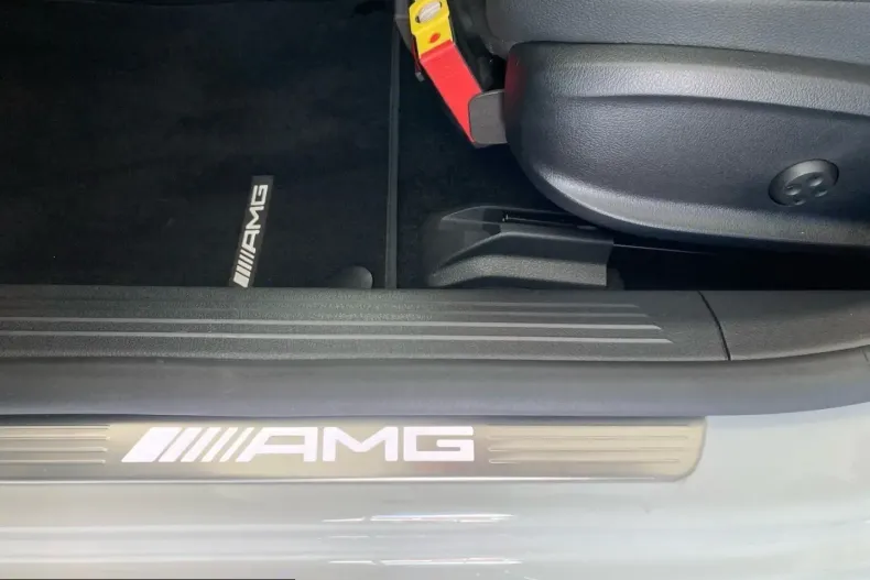 Mercedes-Benz CLA 35 AMG (Clasa CLA) din 2025 cu 4.938 km - oferta MER210381 - foto 17