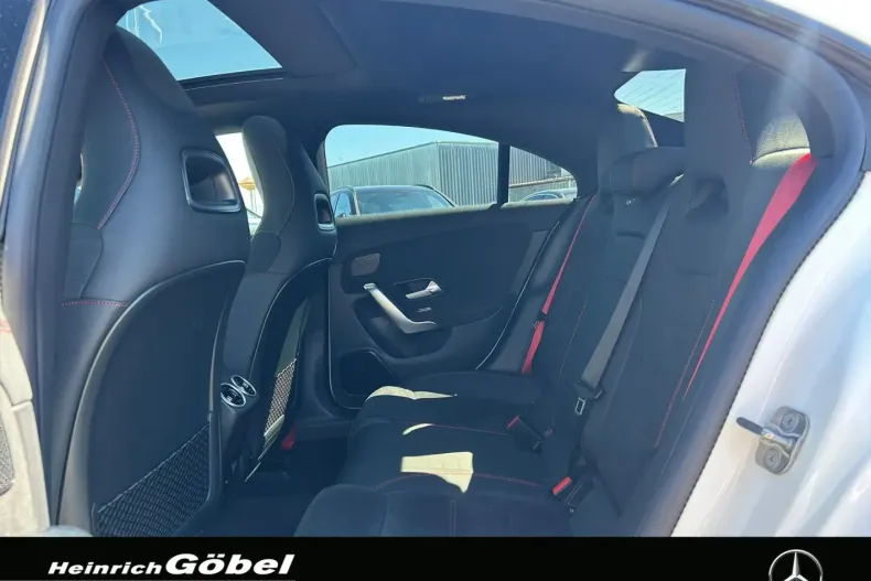 Mercedes-Benz CLA 35 AMG (Clasa CLA) din 2025 cu 7.261 km - oferta MER210382 - foto 15