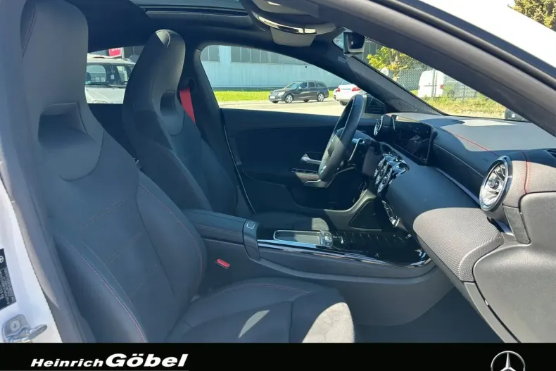 Mercedes-Benz CLA 35 AMG (Clasa CLA) din 2025 cu 7.261 km - oferta MER210382 - foto 16