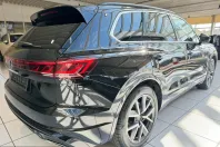 Volkswagen Touareg din 2025 cu 14.962 km - oferta VOL210383 - foto 4