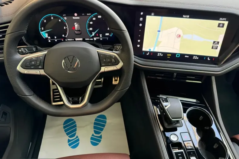 Volkswagen Touareg din 2025 cu 14.962 km - oferta VOL210383 - foto 8