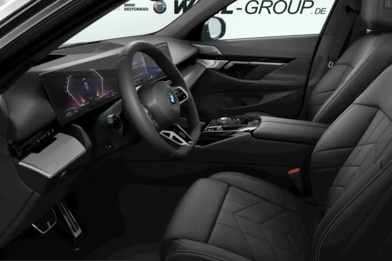 BMW 550 (Seria 5) din 2025 cu 25.800 km - oferta BMW210390 - foto 8