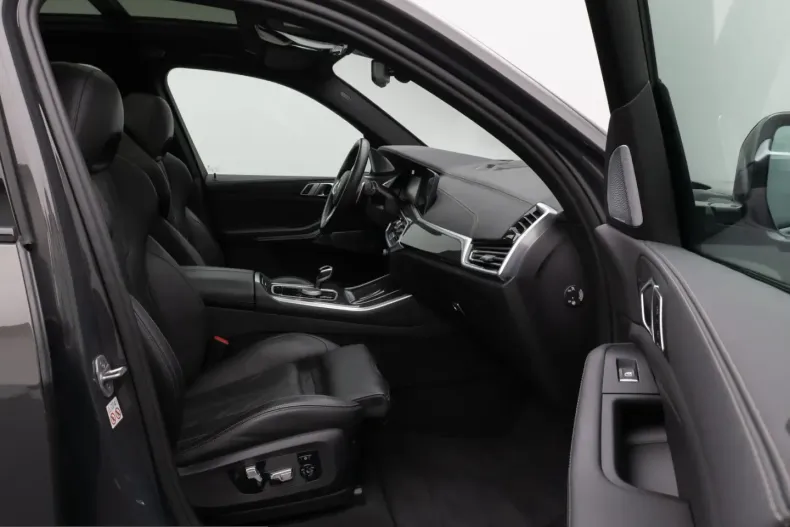 BMW X5 M50 (Seria X) din 2022 cu 67.095 km - oferta BMW210391 - foto 23