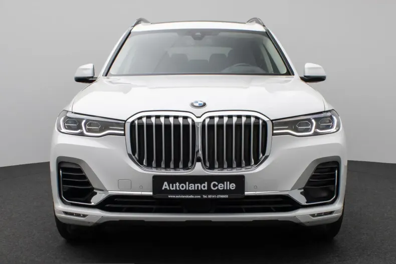 BMW X7 (Seria X) din 2022 cu 59.124 km - oferta BMW210394 - foto 2