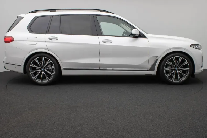 BMW X7 (Seria X) din 2022 cu 59.124 km - oferta BMW210394 - foto 5