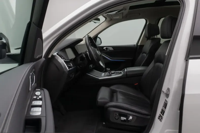 BMW X7 (Seria X) din 2022 cu 59.124 km - oferta BMW210394 - foto 19