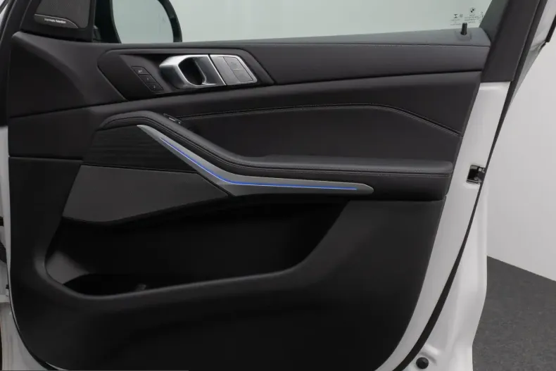 BMW X7 (Seria X) din 2022 cu 59.124 km - oferta BMW210394 - foto 33