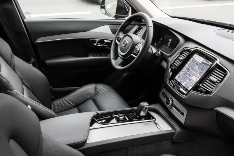 Volvo XC90 din 2024 cu 20.000 km - oferta VOL210399 - foto 3
