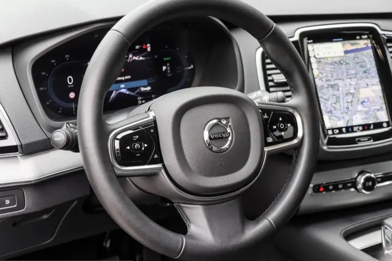 Volvo XC90 din 2024 cu 20.000 km - oferta VOL210399 - foto 8