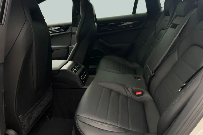 Porsche Panamera din 2024 cu 52.000 km - oferta POR210400 - foto 9