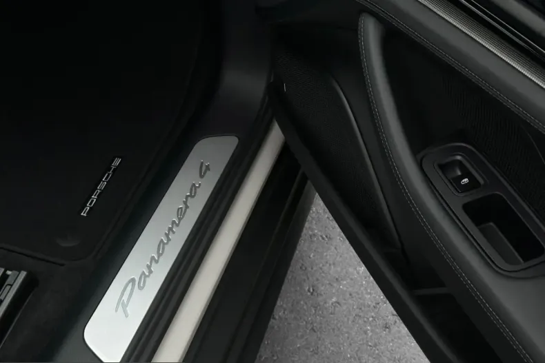 Porsche Panamera din 2024 cu 52.000 km - oferta POR210400 - foto 25