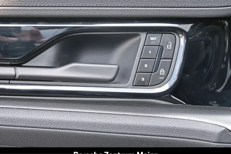Porsche Panamera din 2024 cu 18.904 km - oferta POR210401 - foto 30