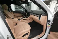 Porsche Cayenne din 2023 cu 61.210 km - oferta POR210410 - foto 2