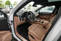 Porsche Cayenne din 2023 cu 61.210 km - oferta POR210410 - foto 21