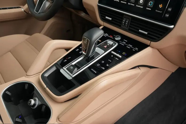 Porsche Cayenne din 2023 cu 61.210 km - oferta POR210410 - foto 28