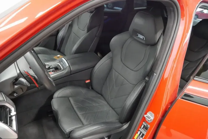 BMW XM (Seria X) din 2025 cu 15.793 km - oferta BMW210412 - foto 8