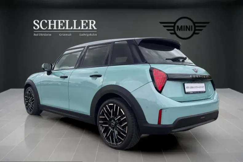 MINI Cooper S din 2024 cu 17.958 km - oferta MIN210413 - foto 5