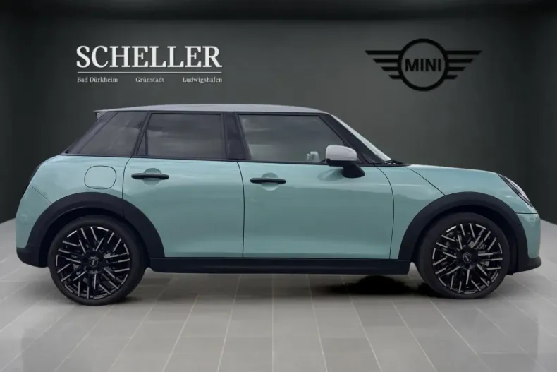 MINI Cooper S din 2024 cu 17.958 km - oferta MIN210413 - foto 8