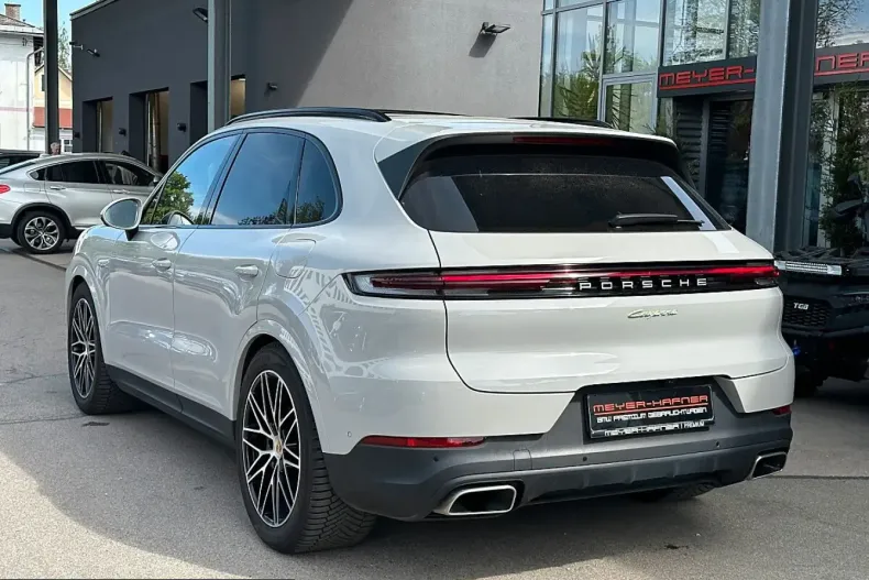 Porsche Cayenne din 2023 cu 70.518 km - oferta POR210416 - foto 7